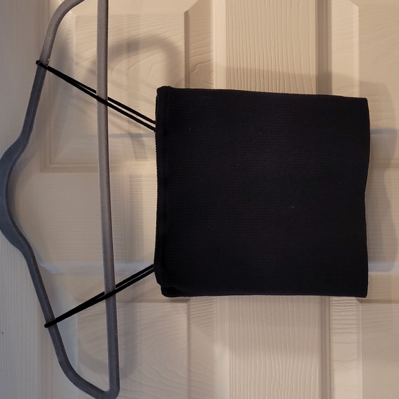 Brandy Melville Tops - Brandy Melville black top, very stretchy